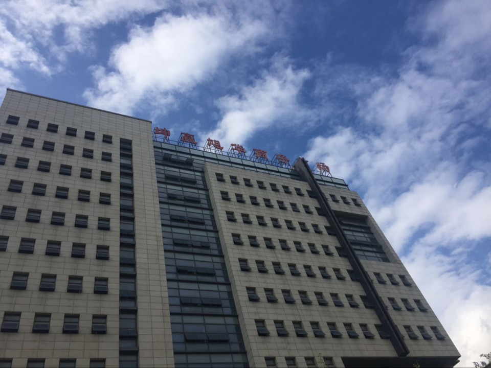 上海坤贏(yíng)大酒店空調(diào)、熱水改造工程