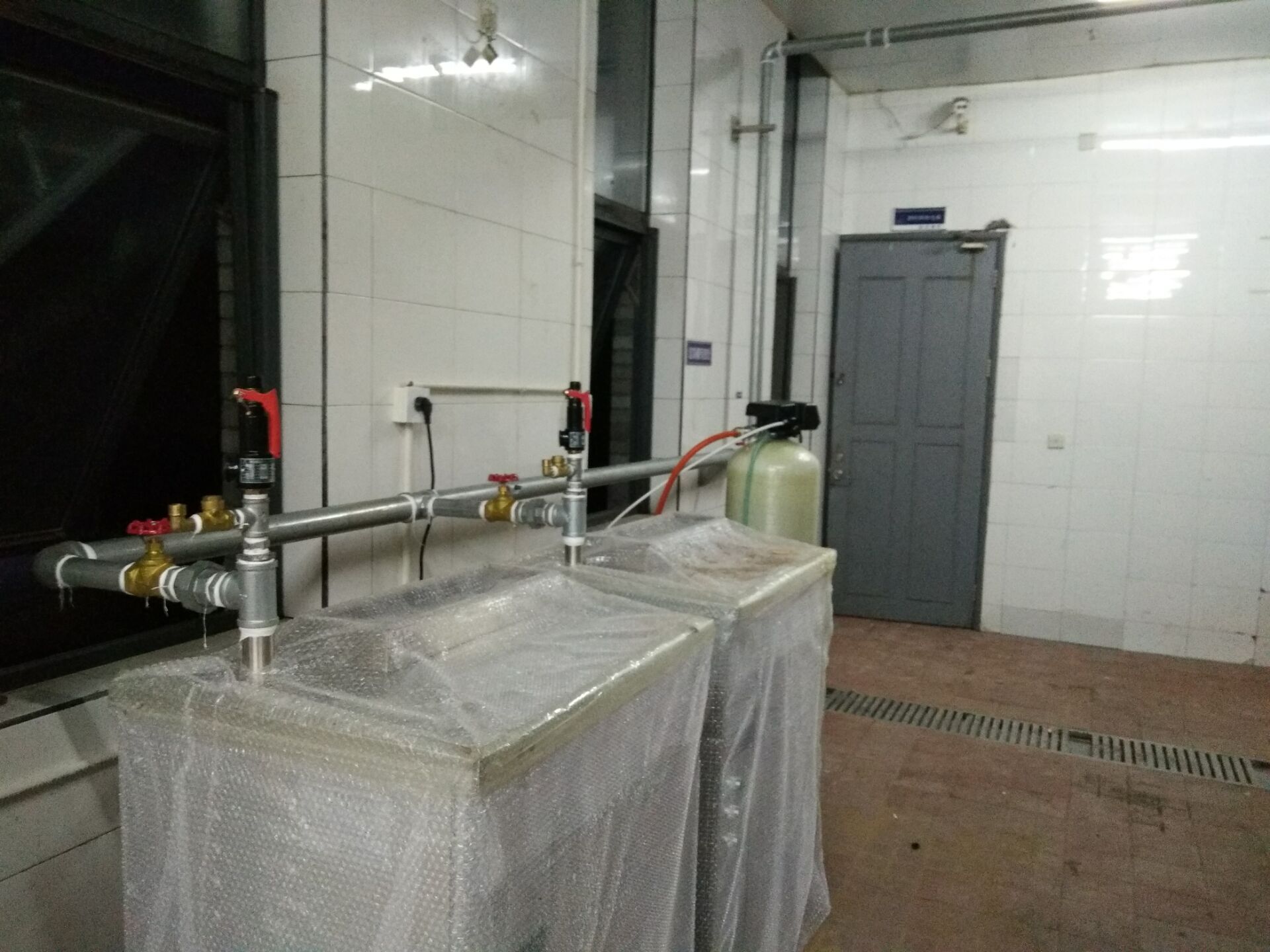 我司明萊能源現(xiàn)擬采用燃氣蒸汽機對杭州科技職業(yè)技術(shù)學(xué)院食堂進行蒸汽節(jié)能改造